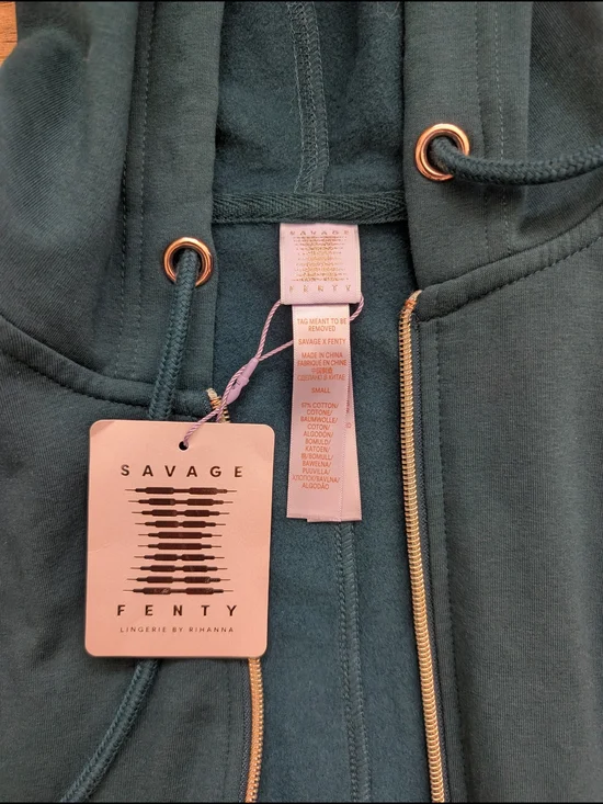 Savage X Fenty lingerie by Rihanna size small - Picture 2 of 3